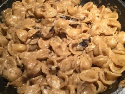 Orecchiette con melanzane e provola