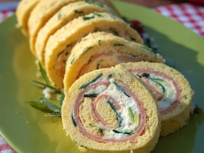 Rotolo salato al salmone con ricotta e zucchine