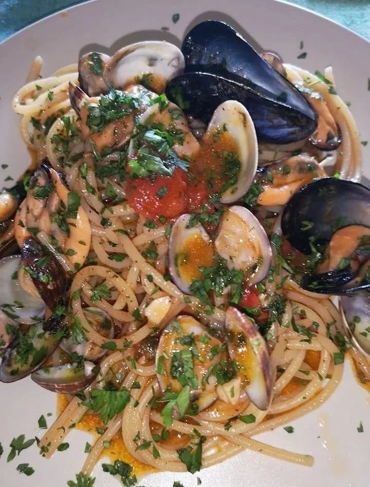 Spaghetti con Cozze e Vongole